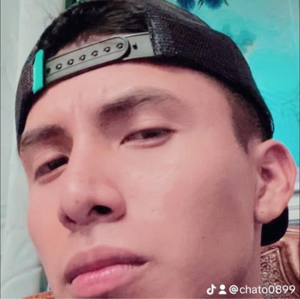 Meet your Posher, Chato